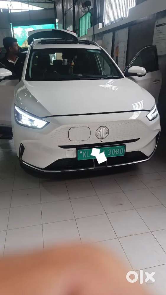 Mg Zs Ev Exclusive – 2.5 Years Warranty Remain  Excellent Condition