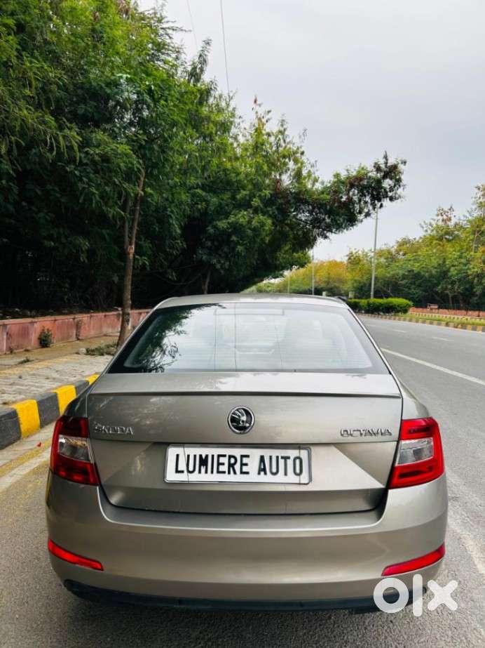Skoda Octavia Elegance 2.0 Mpi, 2015, Petrol