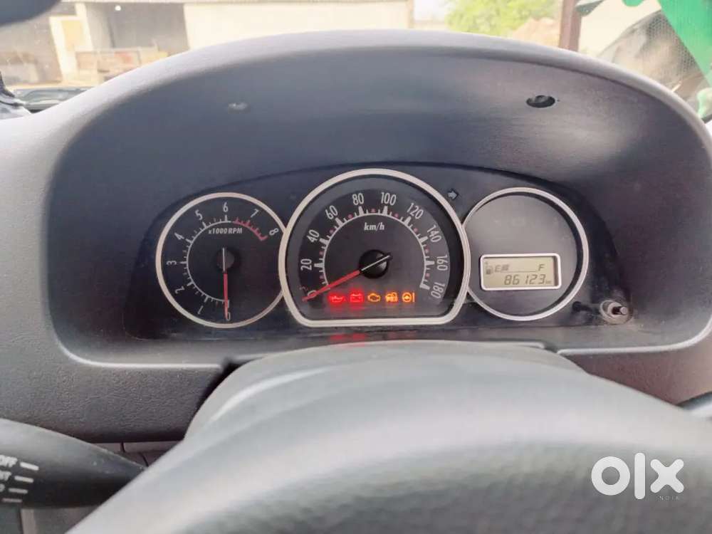 Maruti Suzuki Alto K10 2011 80% Tyre Good Condition