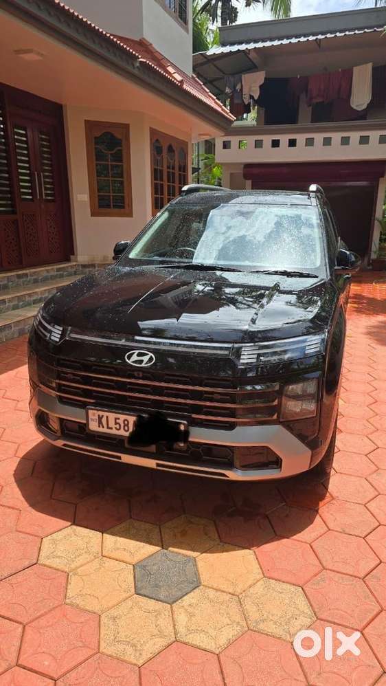 Hyundai Alcazar 2025 Petrol 7000 Km Driven