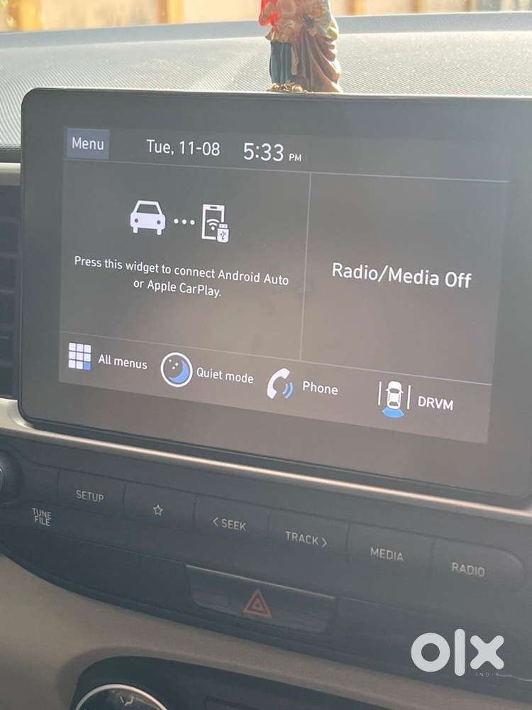 Hyundai Venue 2023 Petrol Well Maintained