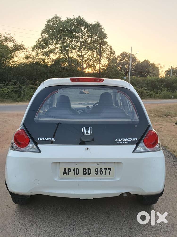 Honda Brio V Automatic, 2013, Petrol