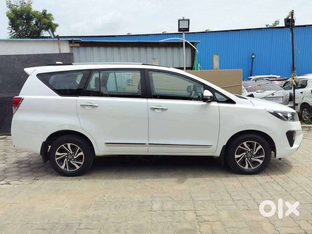 Toyota Innova Crysta 2.4 Gx Mt, 2020, Diesel