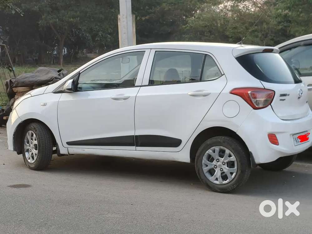 Hyundai I10 Magna 2015 Diesel 90000 Km Driven