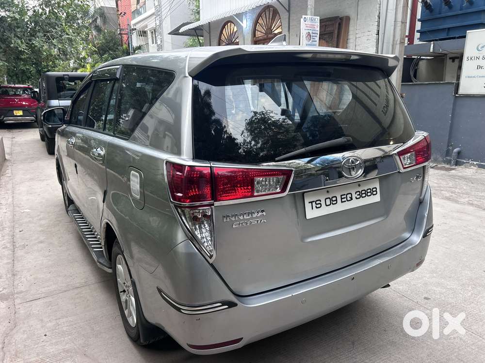 Toyota Innova Crysta 2.4 G Mt 8s, 2016, Diesel