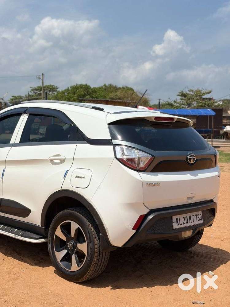 Tata Nexon 1.5 Revotorq Xm (s), 2017, Diesel