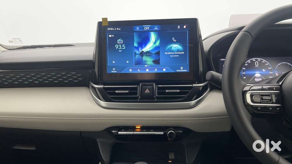 Maruti Suzuki Grand Vitara 1.5 Alpha Smart Hybrid At, 2025, Petrol