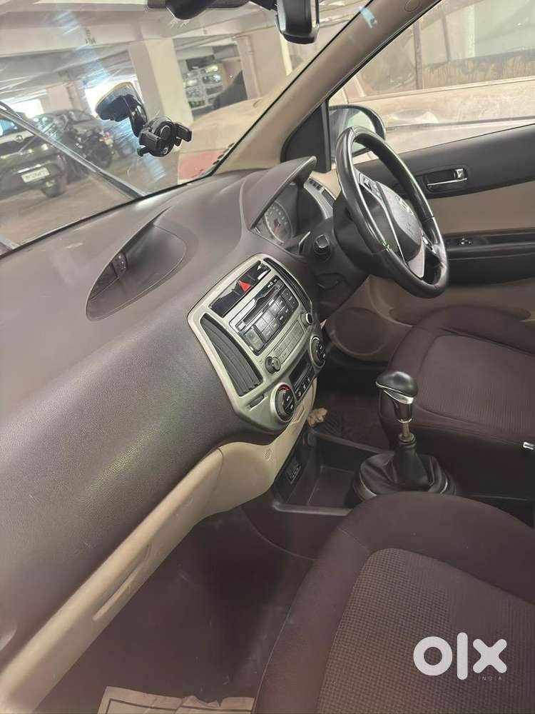 Hyundai Car Manual 2013