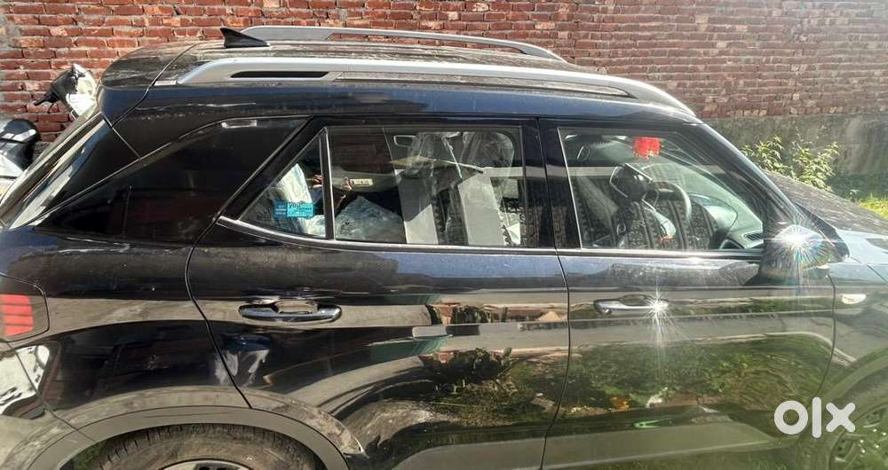 Hyundai New Venue 2024 Petrol Good Condition