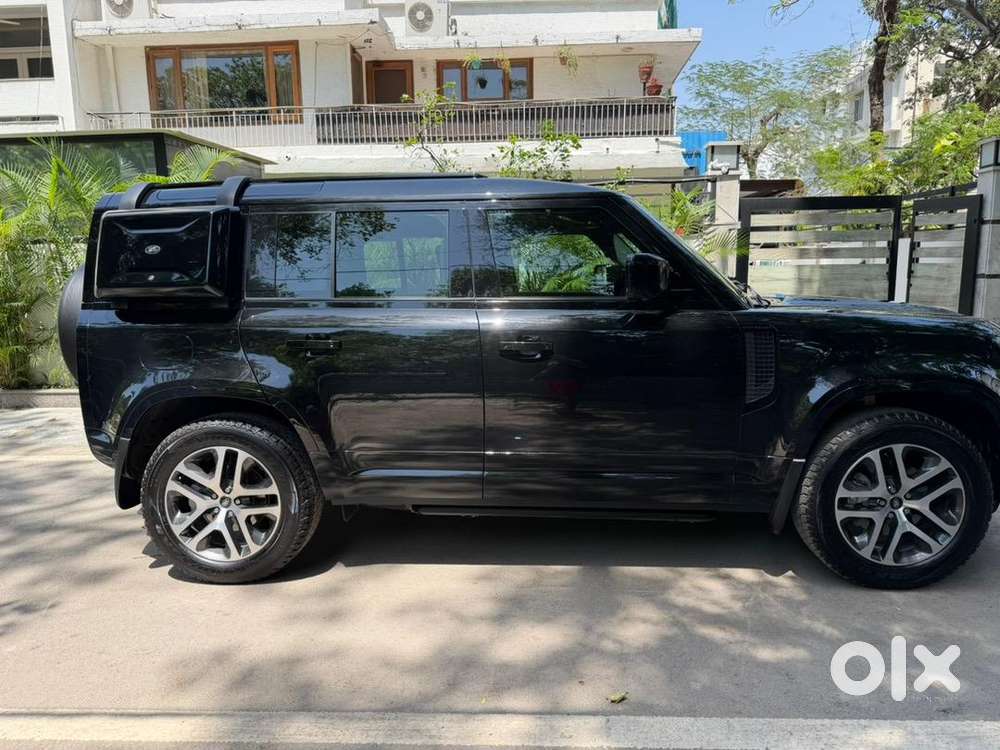 Land Rover Defender 2025 Petrol 110 Dymanic Hse