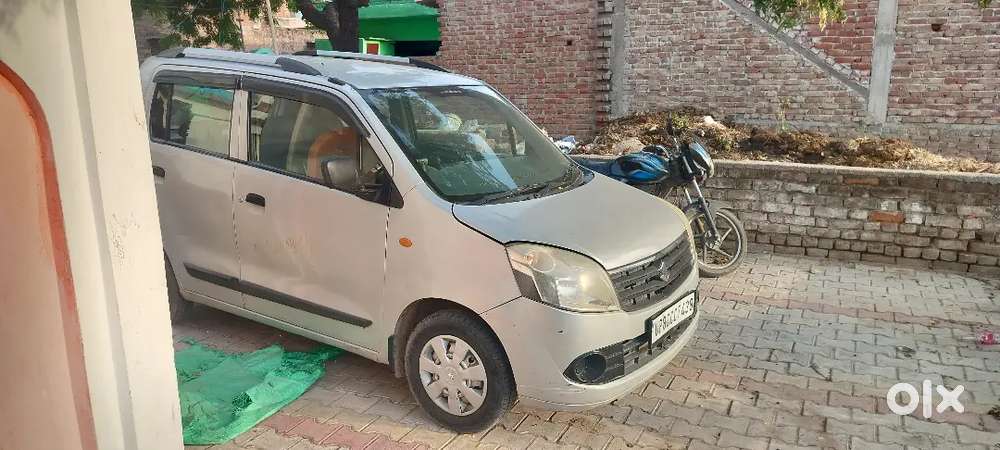 Maruti Suzuki Wagonr 2012 Model Petrol+cng Well Maintained New Tyres
