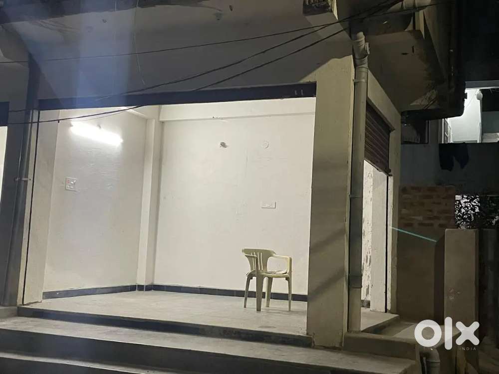PRIME MG ROAD SHOPS FOR RENT! New Build Near Ratna Hotel, Sweet Water