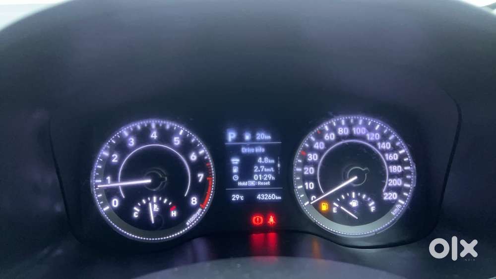 Hyundai Venue 1.0 Sx (o) Turbo Dct, 2019, Petrol