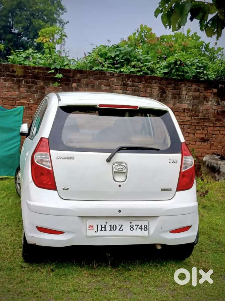 Hyundai I10 Sportz 2011