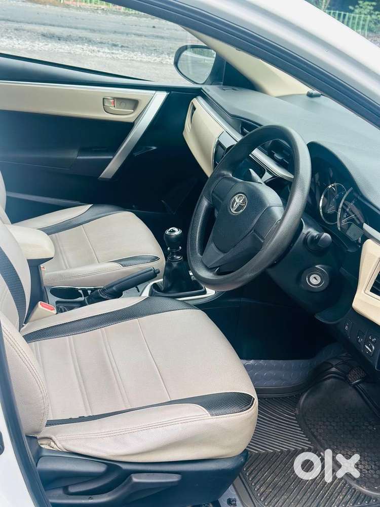 Toyota Corolla Altis 1.8 J, 2015, Diesel