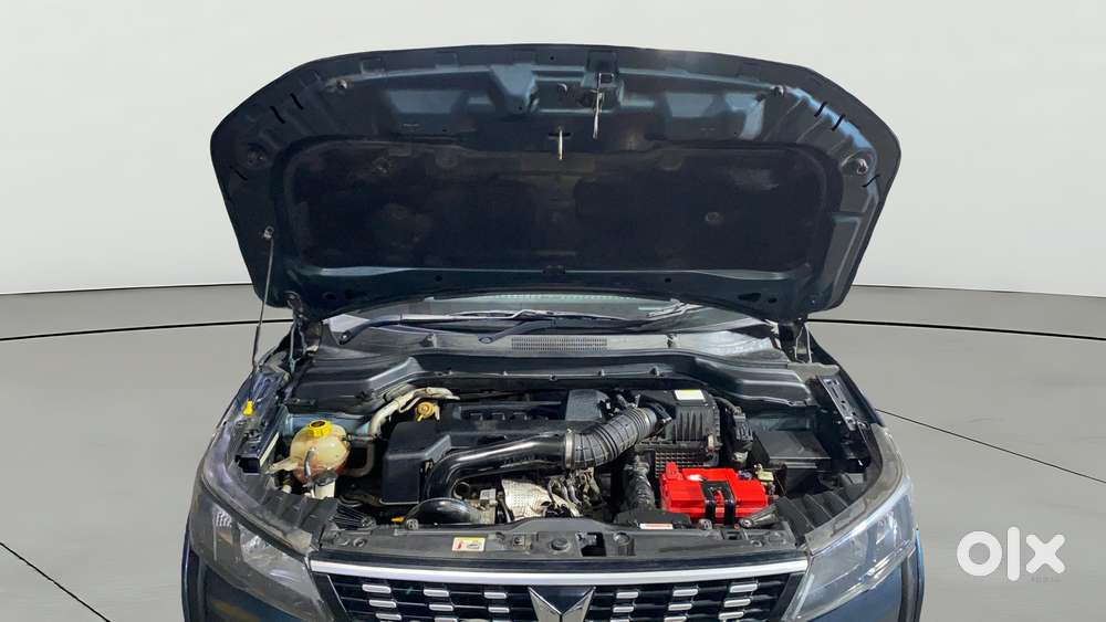 Mahindra Xuv300 W6 Amt Diesel, 2022, Diesel