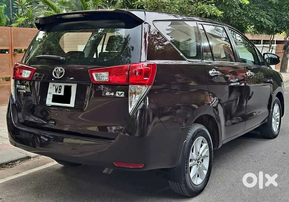 Toyota Innova Crysta 2.4 Vx 2018 Less Driven 36000 Kilometres