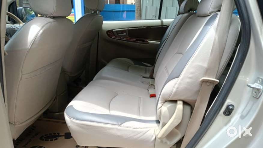 Toyota Innova 2.5 Vx 7 Str, 2014, Diesel