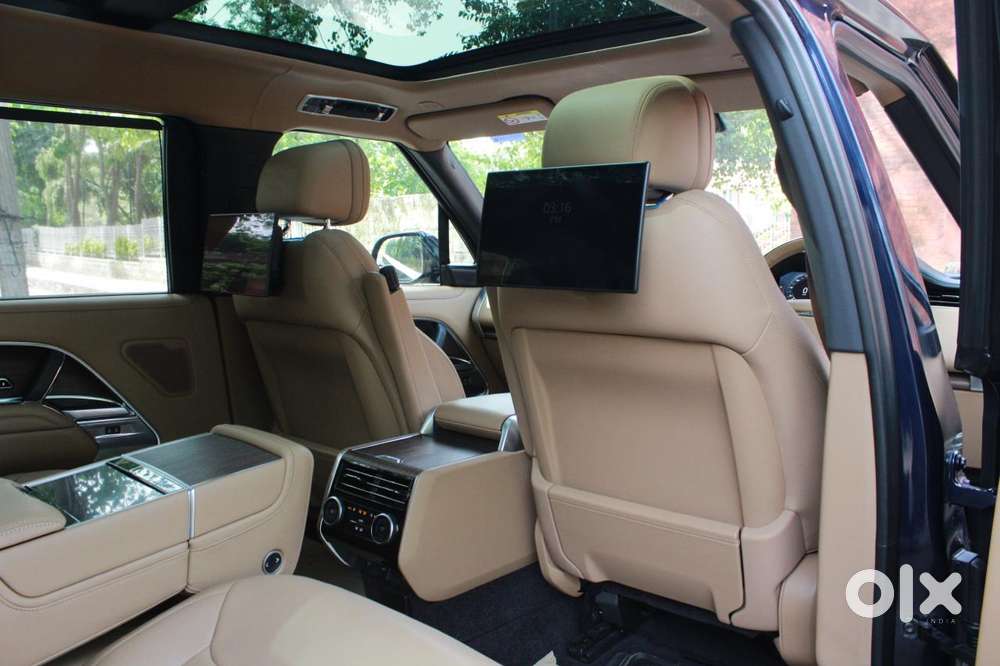 Land Rover Range Autobiography Lwb 3.0 Petrol 7 Str, 2023, Petrol