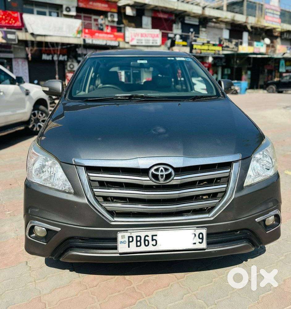 Toyota Innova 2.0 V, 2014, Diesel