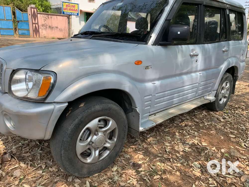 Mahindra Scorpio Classic 2004 Diesel 185000 Km Driven