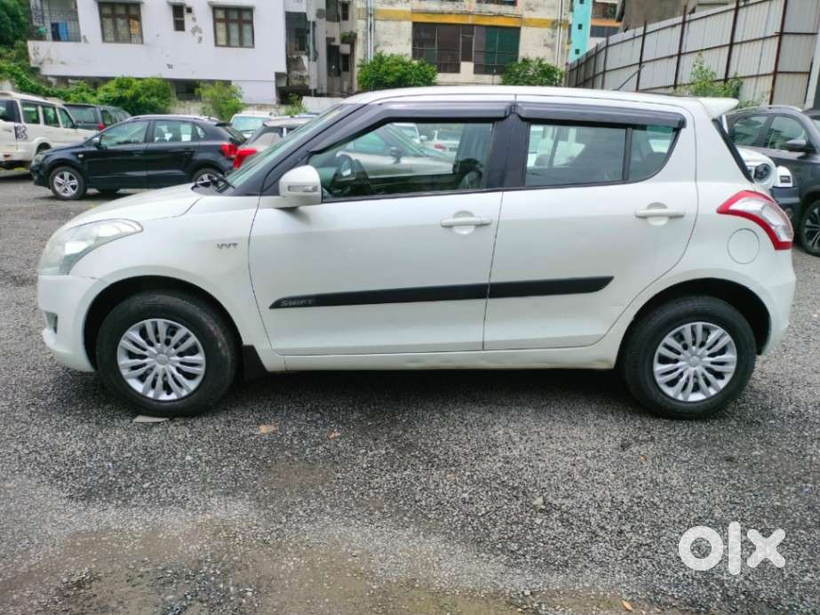 Maruti Suzuki Swift Vxi With Abs, 2014, Petrol
