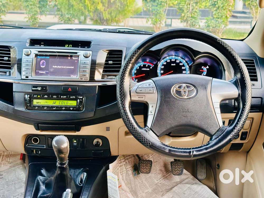 Toyota Fortuner 4x2 Manual, 2014, Diesel