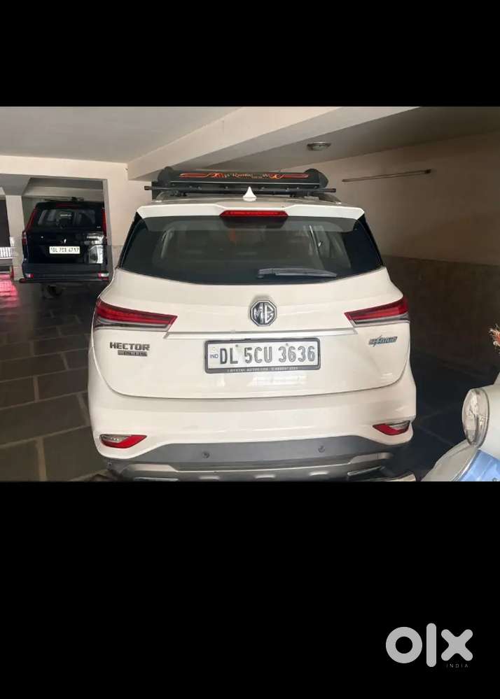 Mg Hector Plus 2022 Petrol 20000 Km Driven