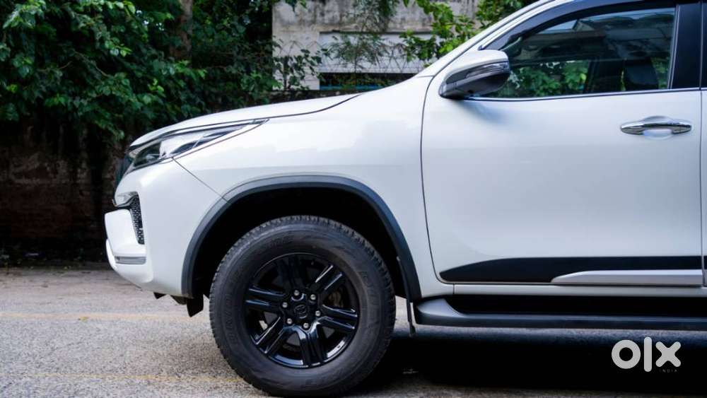 Toyota Fortuner 4x2 At 2.7 Petrol, 2025, Petrol