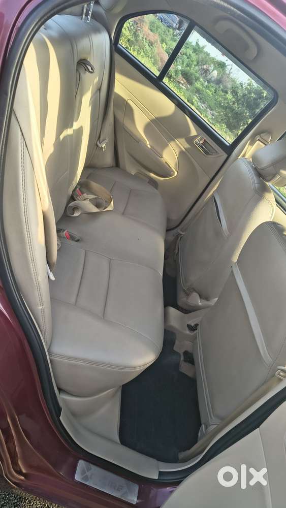 Maruti Suzuki Swift Dzire 1.2 Vxi Bsiv, 2015, Petrol