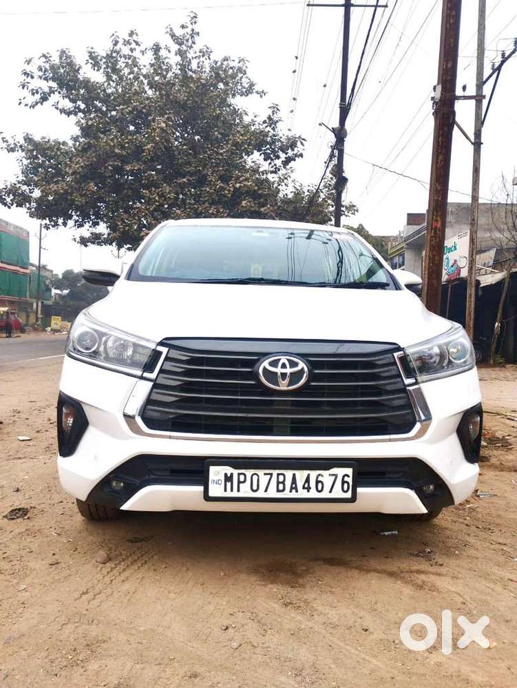 Toyota Innova Crysta 2017 Diesel Well Maintained