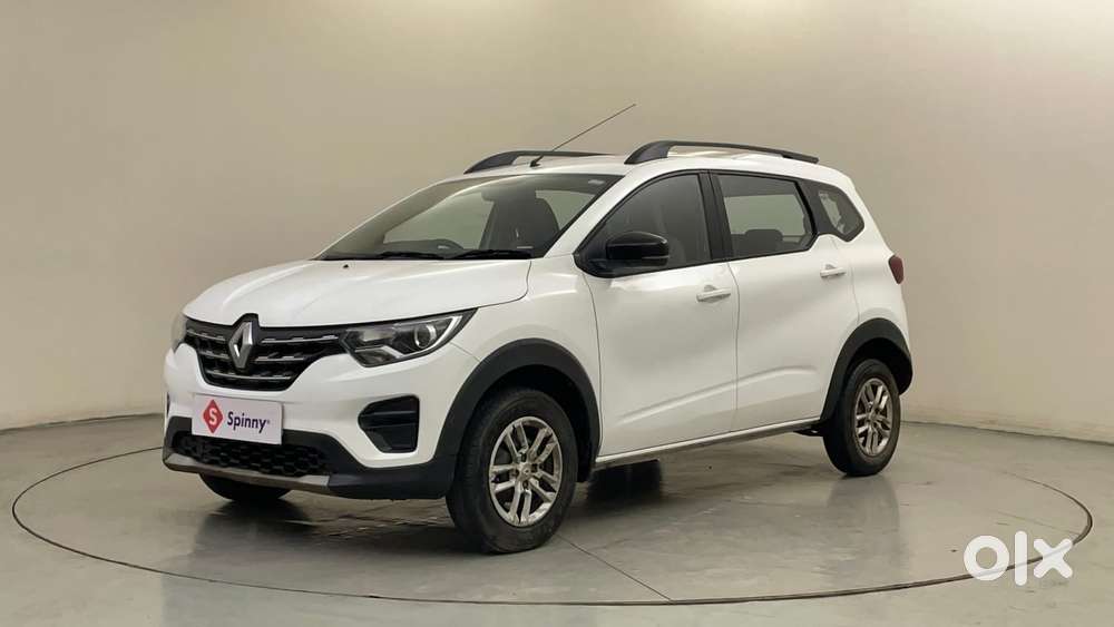 Renault Triber Rxt, 2022, Petrol