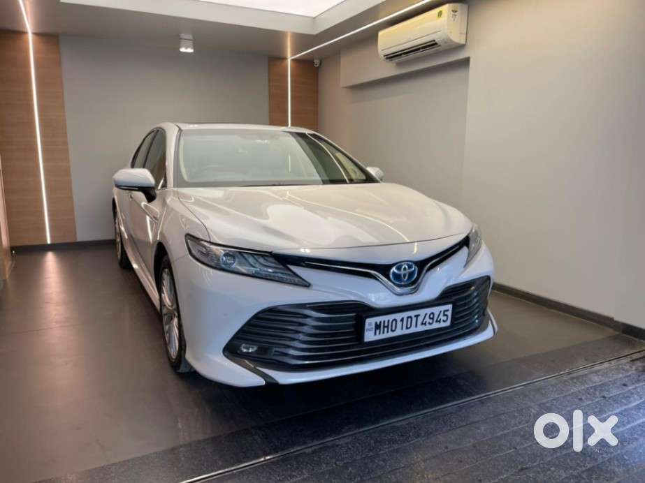 Toyota Camry Hybrid, 2021, Petrol