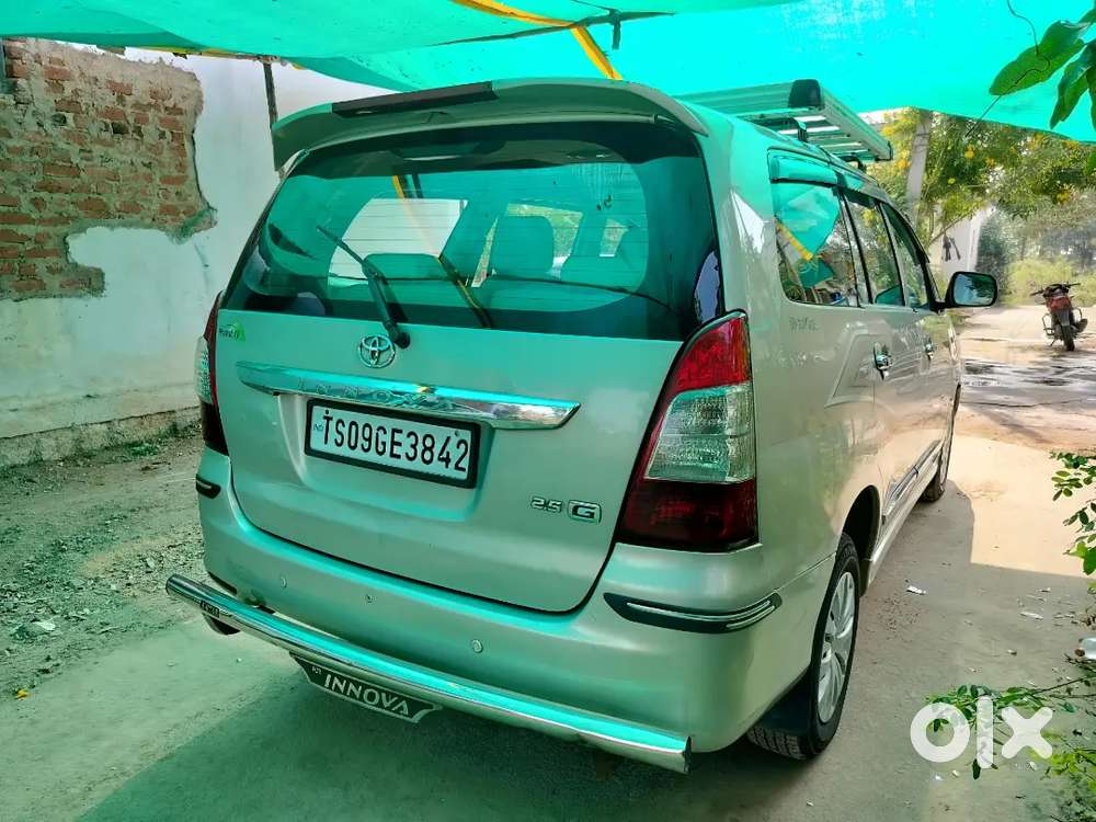 Toyota Innova 2013