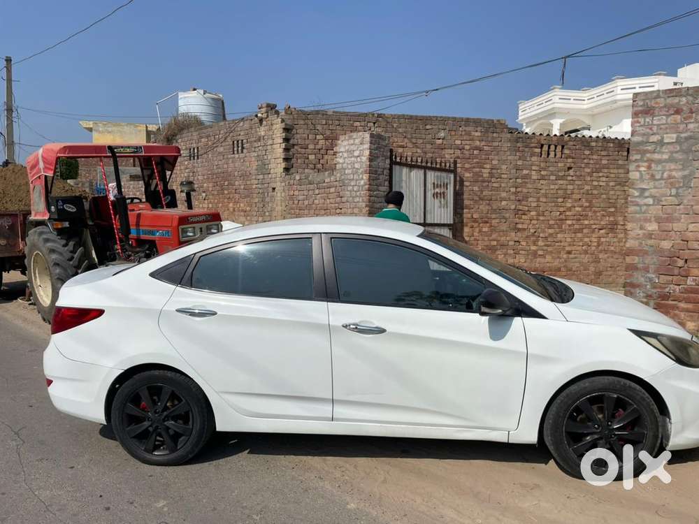 Verna Fluidic 2012 Top Model Push Button Start 6 Air Bags