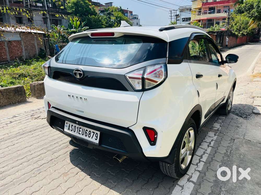 Tata Nexon 1.2 Revotron Xm Plus (s), 2021, Petrol