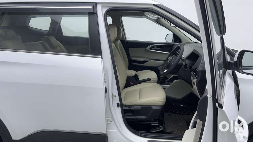 Kia Carens 1.4 Prestige 7 Str, 2022, Petrol