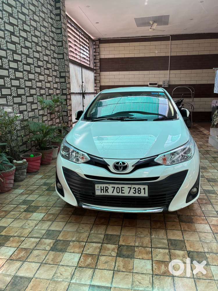 Toyota Yaris Petrol Manual 2021