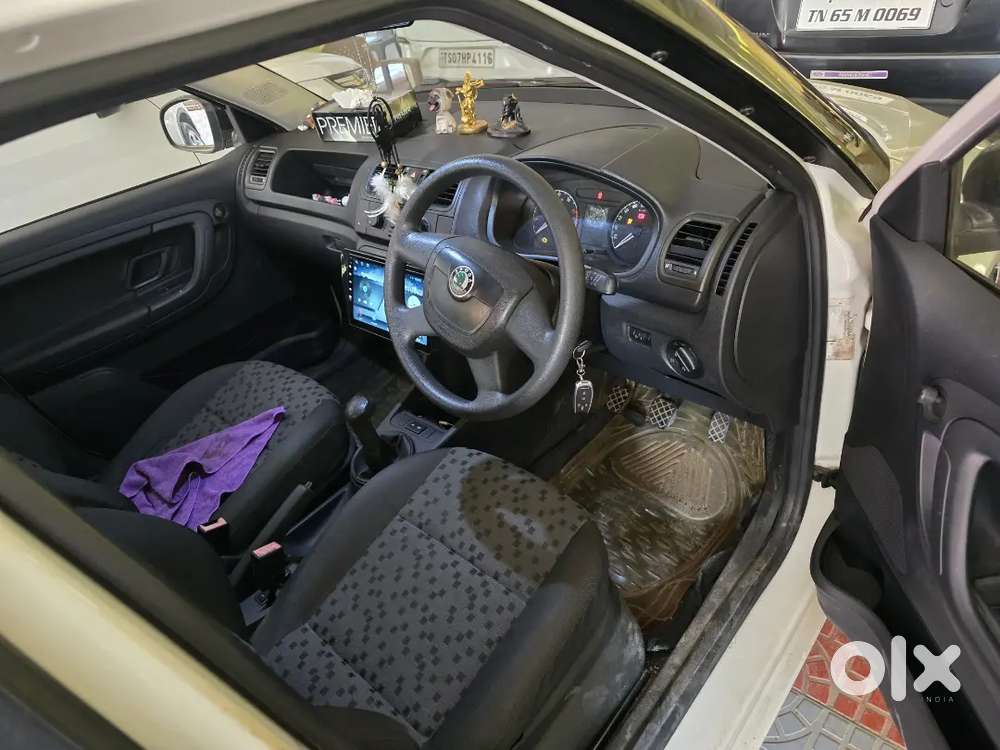 Skoda Fabia 2010 Petrol 42000 Km Driven