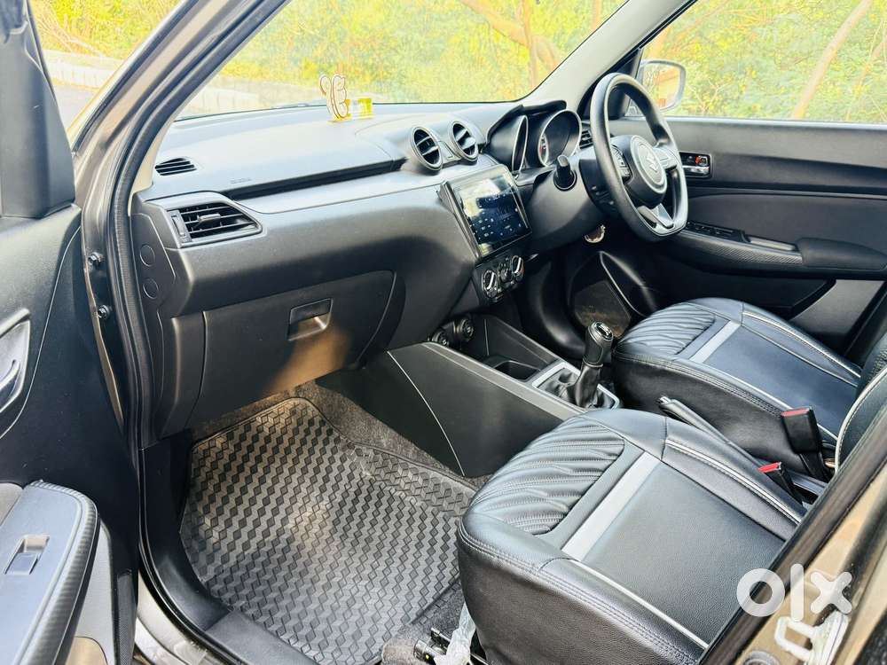 Maruti Suzuki Swift Vxi + Manual, 2023, Petrol