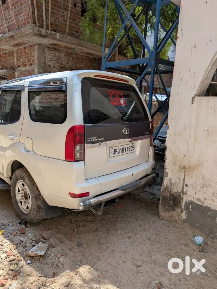 Tata Safari Storme 2016 Diesel Manual Car