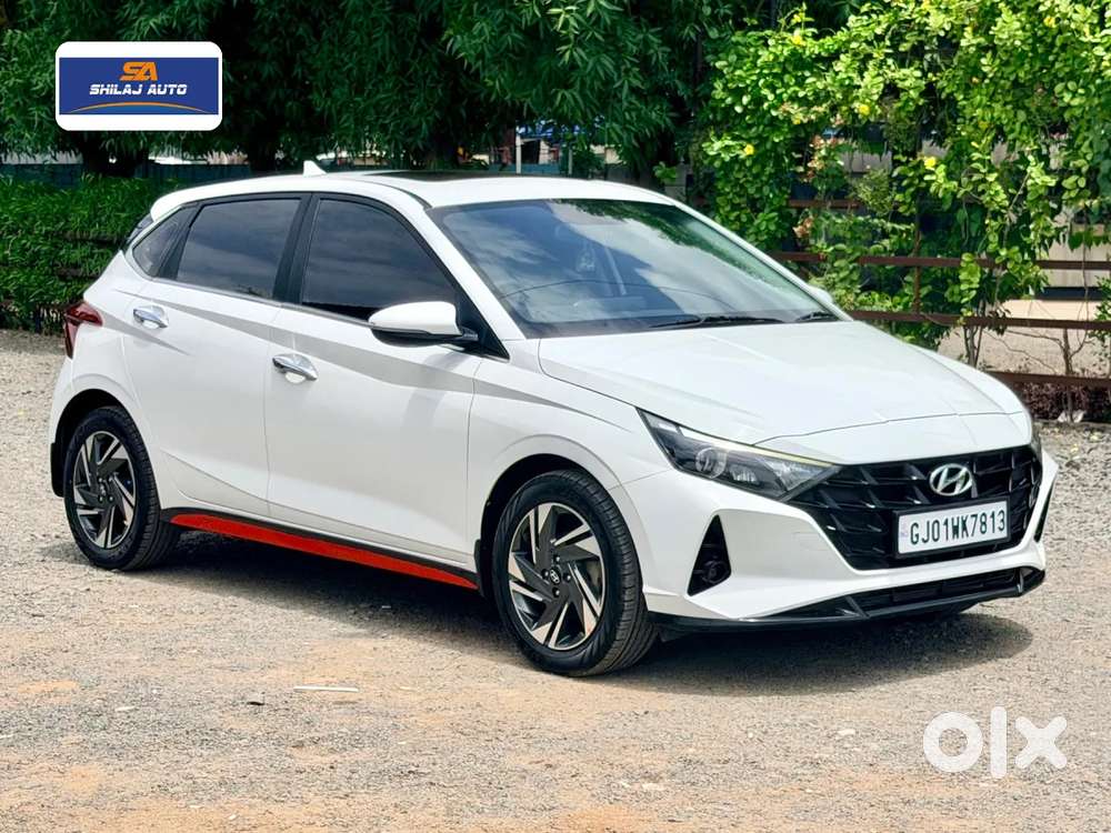 Hyundai I20 Asta (o) 1.2 Mt, 2023, Petrol