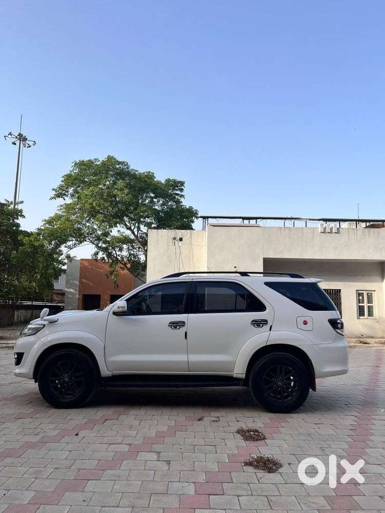 Toyota Fortuner 2011-2016 4x4 At, 2015, Diesel