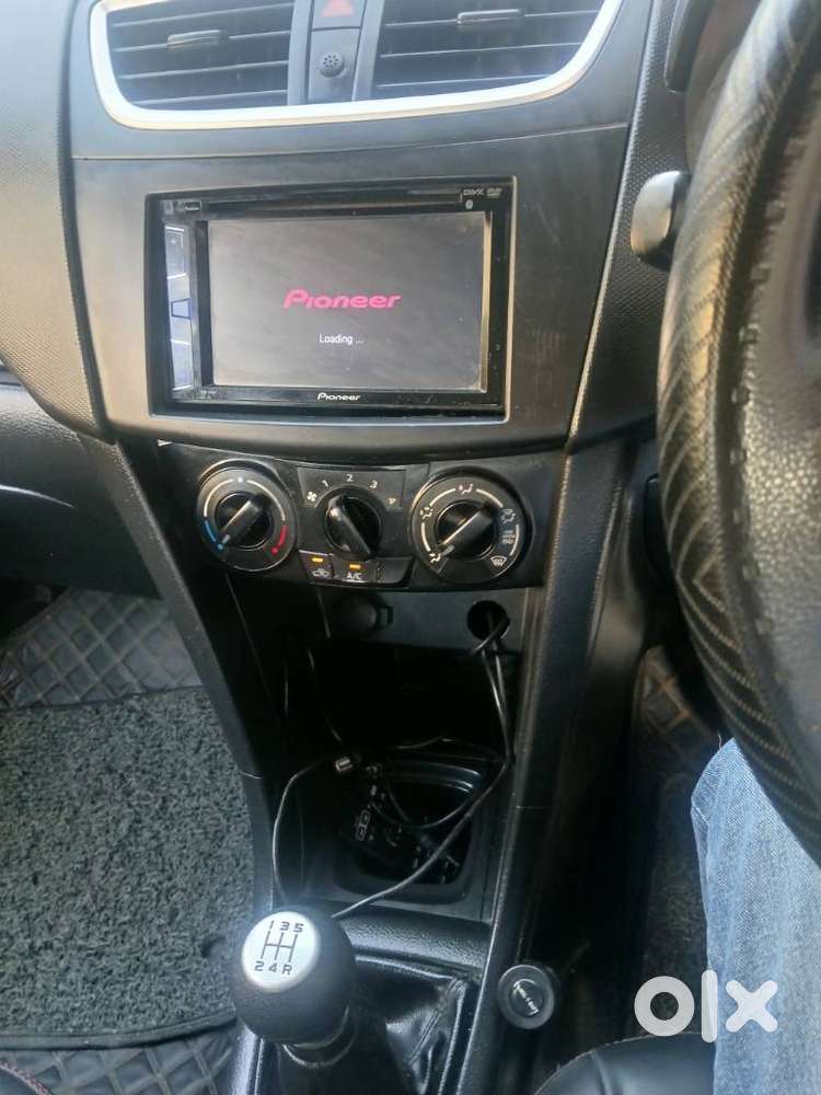 Maruti Suzuki Swift Lxi Optional-o, 2016, Petrol