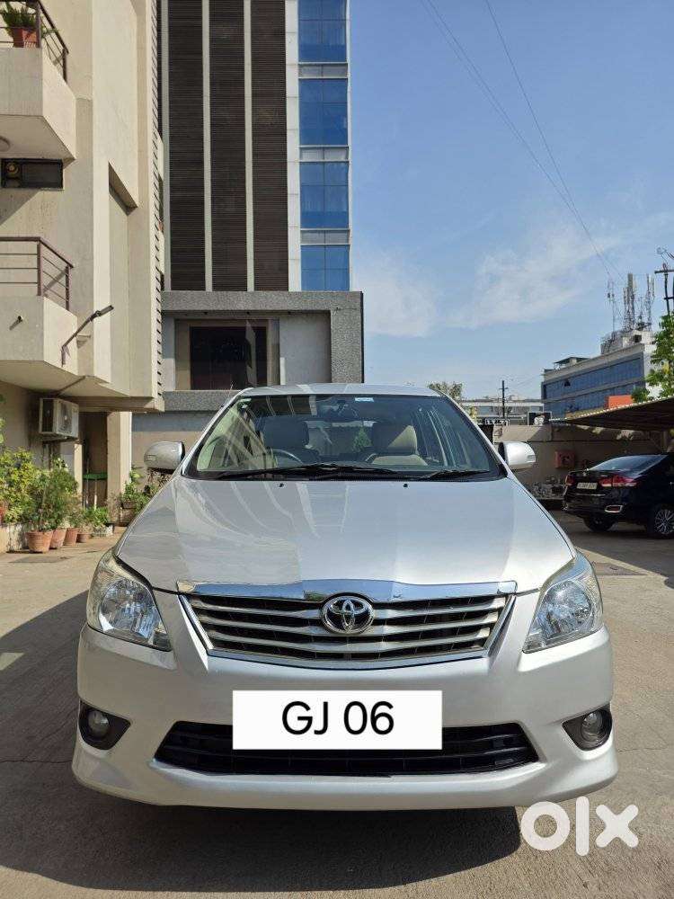 Toyota Innova 2.5 V 7 Str, 2012, Diesel