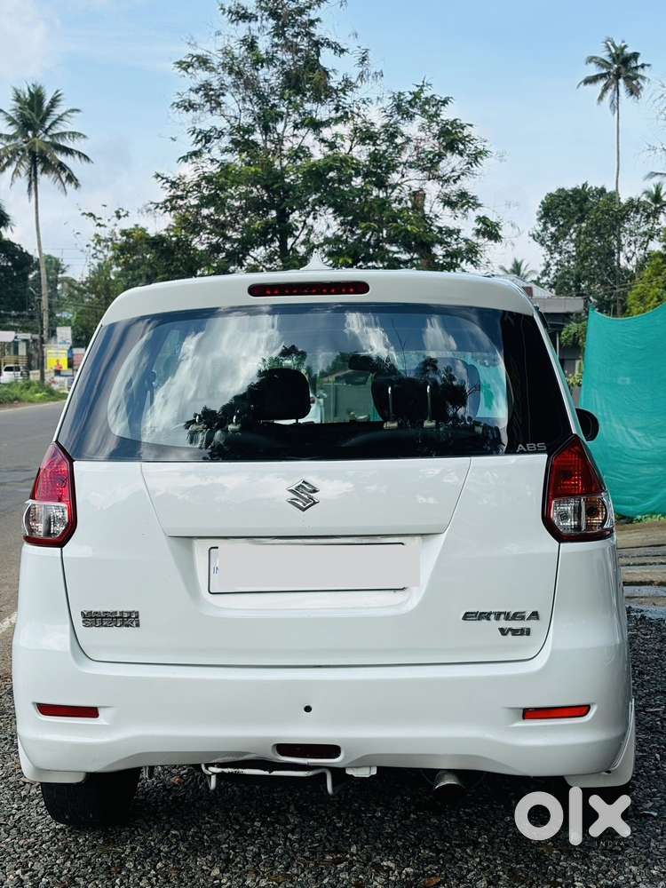 Maruti Suzuki Ertiga Vdi Shvs, 2015, Diesel