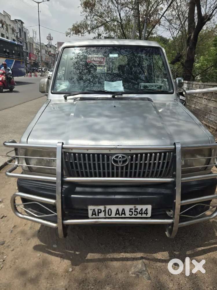 Toyota Qualis With Valid Registration 2030
