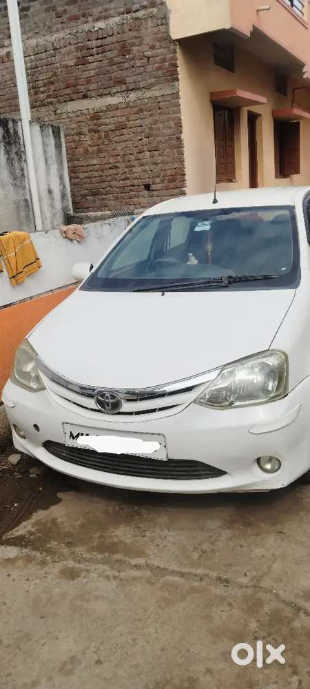 Toyota Etios 2011 Diesel 350000 Km Driven