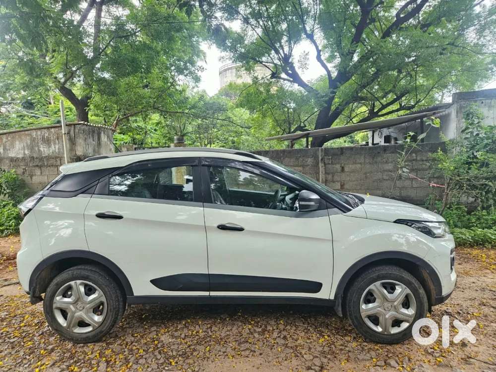 Tata Nexon 1.2 Revotron Xm, 2020, Petrol