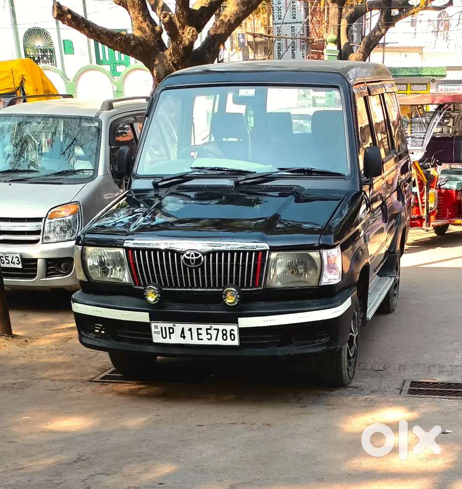 Toyota Qualis 2004 Diesel Well Maintained